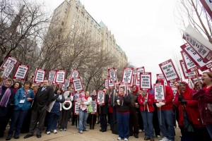 NURSES FROM SAINT LOUIS UNIVERSITY and Des Peres Hospitals and supporters of National Nurses Organizing Committee-Missouri, the state affiliate of National Nurses United, picketed on Monday, March 11, at Saint Louis University Hospital in St. Louis. – Whitney Curtis photo