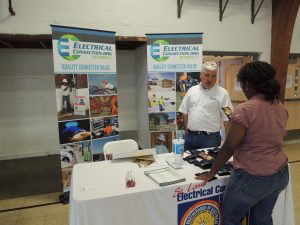 MAKING THE CONNECTION: Director of Governmental Affairs for IBEW/NECA Tim Green talks about careers in the electrical industry at the July 30 St. Louis Emerging Leaders Labor Fair at the Ferguson Community Center. – Labor Tribune photo